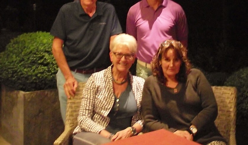 Op de foto boven: Ton Merks (L) en Michiel Emmery en onder: Marianne van der Putte - Verhoeven (l) en Madelon Gerbrands | Fotonummer: d80728