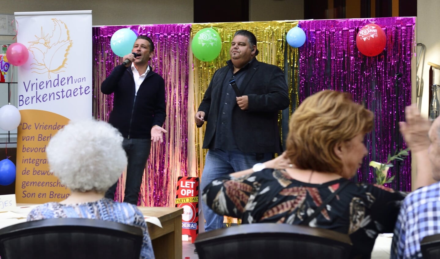 Feest bij 10 jaar vrienden van Berkenstaete