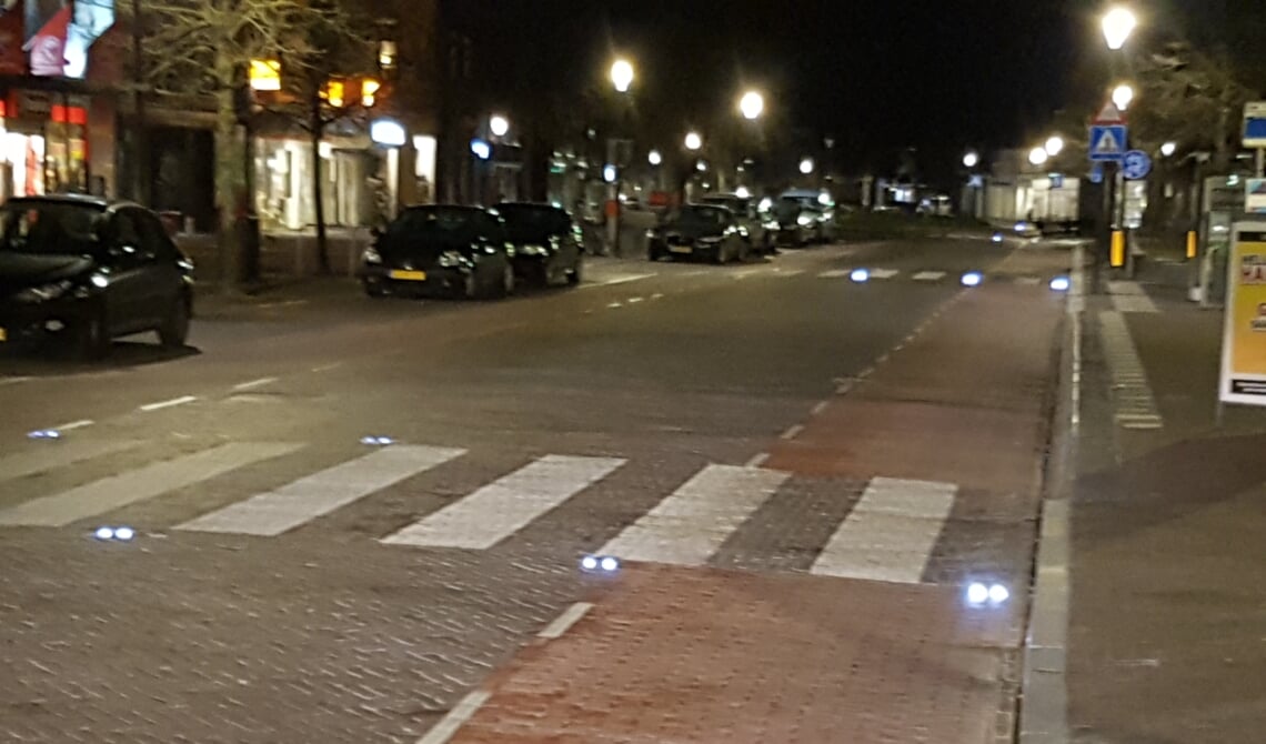 <p>De ledverlichting bij de zebrapaden worden niet meer vervangen (archieffoto)</p>