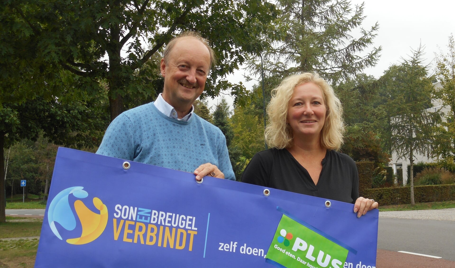 Jan Frans Brouwers (SonenBreugelVerbindt) links op de foto en Lies Holland