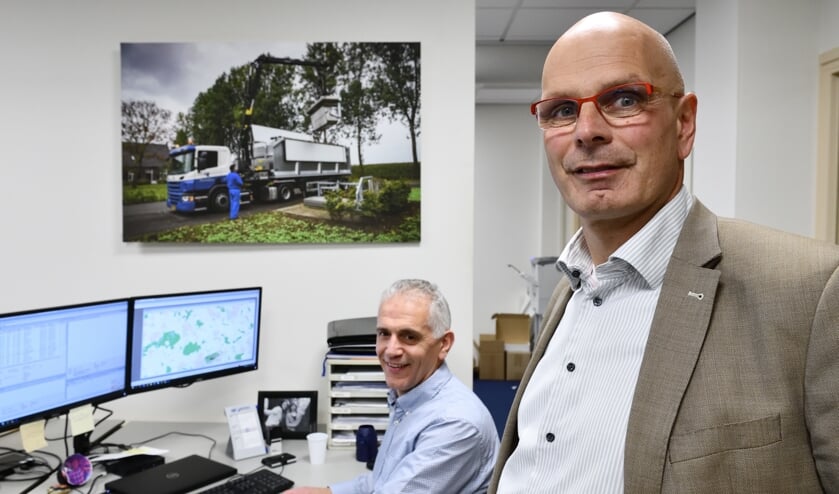 Johan van Overbeek (l) en Koert Ackerman (r) op de planningsafdeling van Rendac | Fotonummer: 61955d