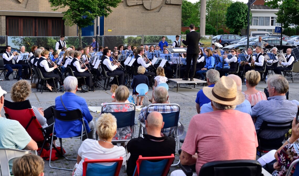 <p>Klapstoelenconcert 2019 (archieffoto)</p>