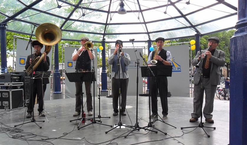 KleZkoppen traden in 2016 op in de Sonse kiosk (archieffoto) | Fotonummer: 96afa1