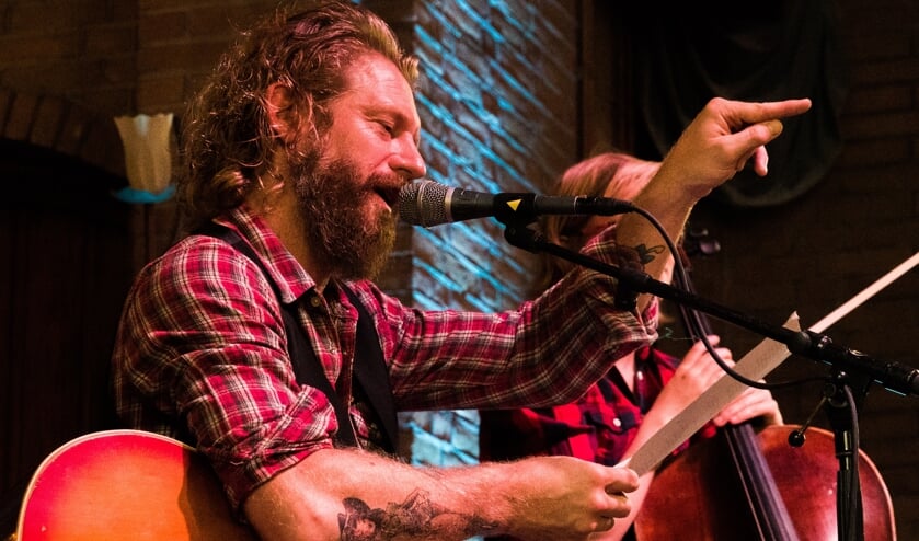 Björn van der Doelen treedt op bij Lazy Sonnie Afternoon | Fotonummer: f8ef1a