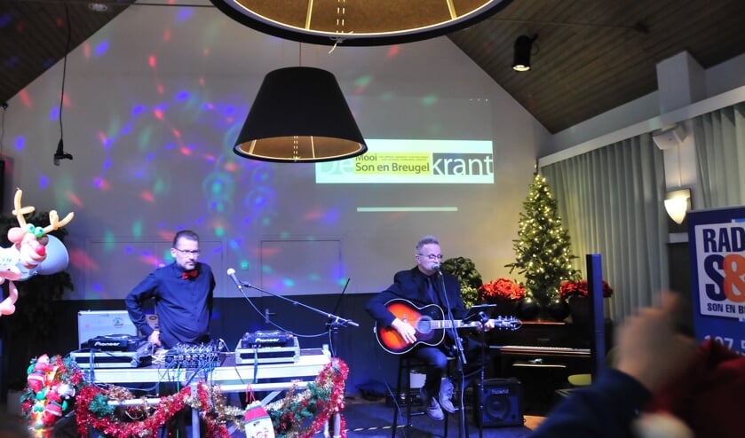 Toon Simpeltoon een van de vele artiesten bij Snow Radiop bij Snow Radio | Fotonummer: 73b704
