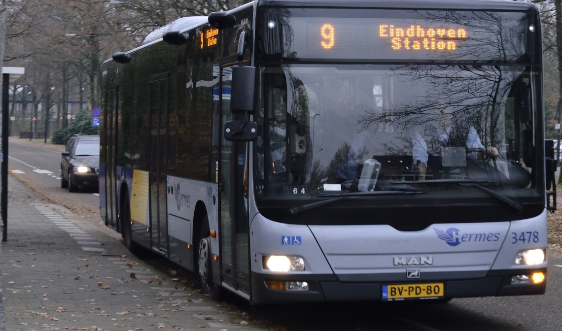 Ongeautoriseerd Uitgebreid een andere Met openbaar vervoer van Breugel naar Eindhoven is 'mijl op zeven'