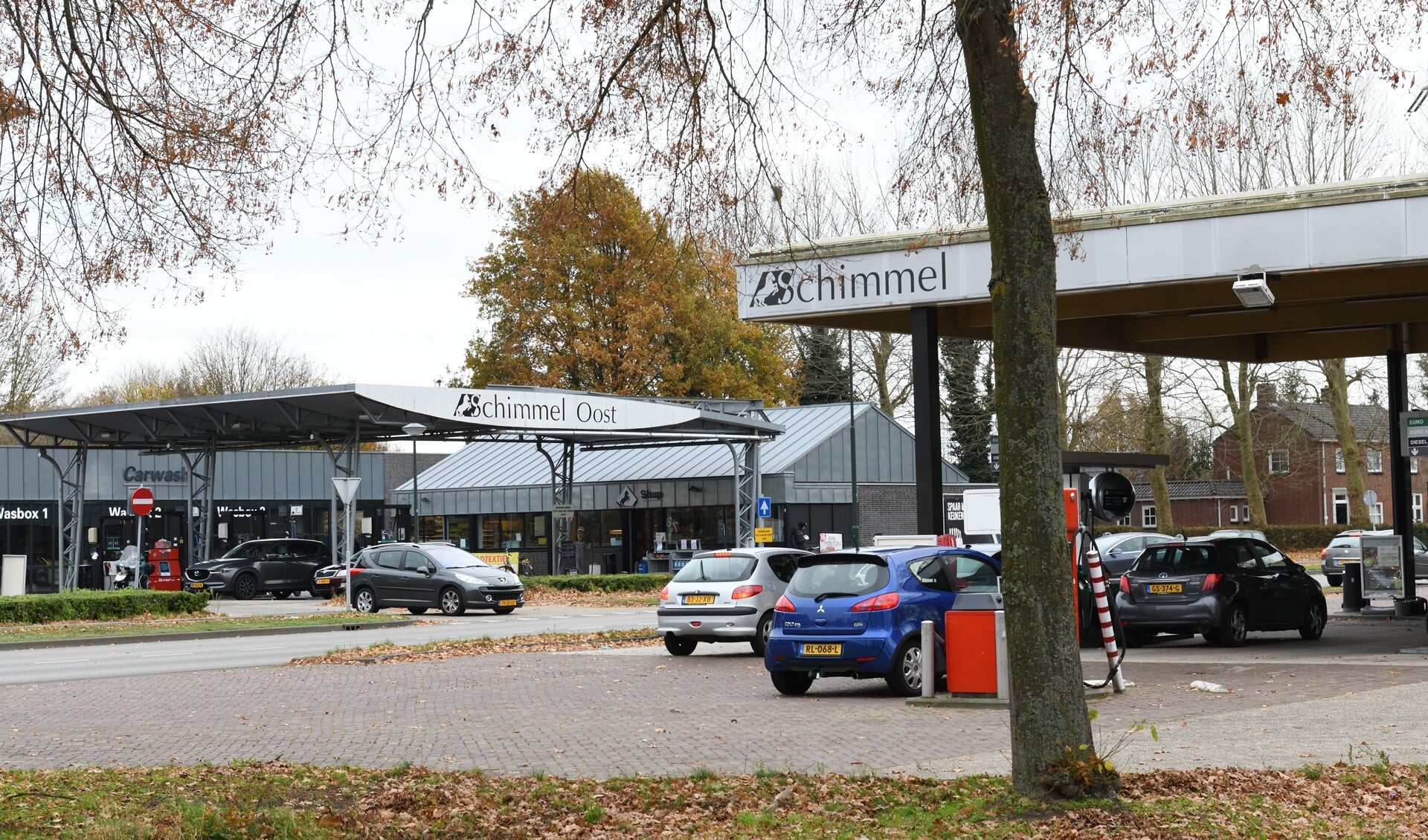 Het huidige tankstation Schimmel  aan de Eindhovenseweg