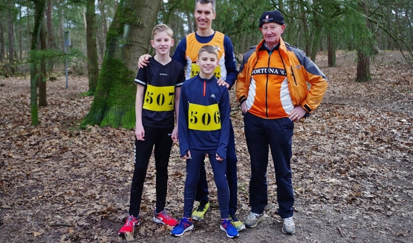Drie generaties familie Dekkers bij AVGM Conditio Trimloop | Fotonummer: 75955a