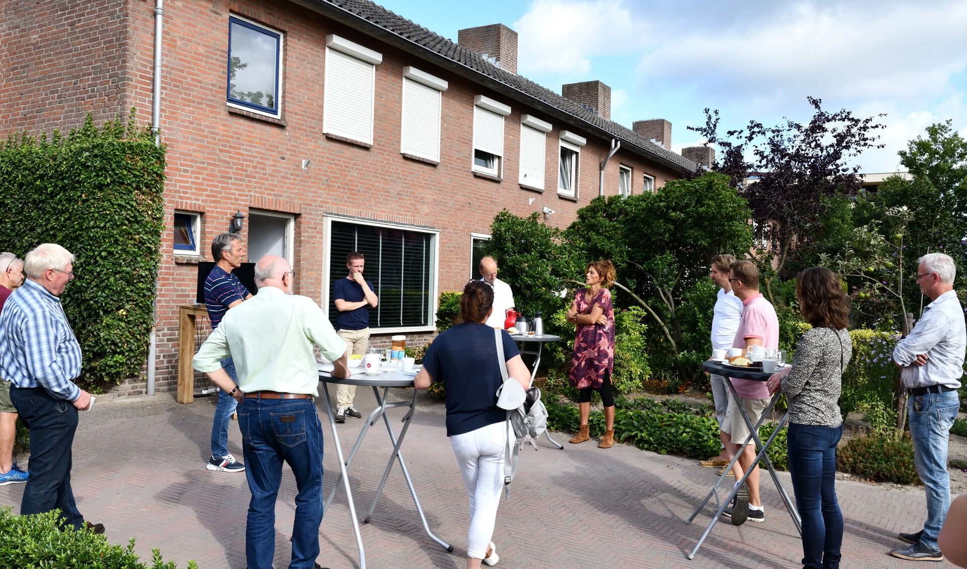 Bouwbedrijf Gebroeders Van Stiphout terug naar tekentafel naar aanleiding van bezoek commissieleden aan buurtbewoners De Vloed