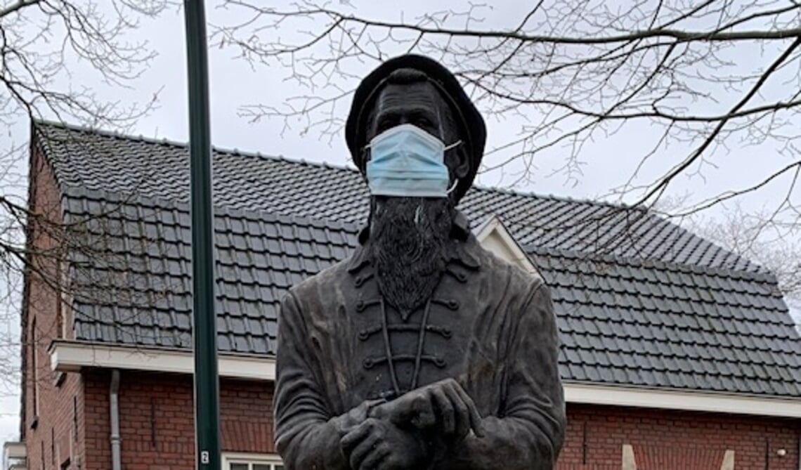 <p>Het mondkapje behoort vanaf 26 juni niet meer tot de maatregelen, tenzij de anderhalve meter niet haalbaar is</p>