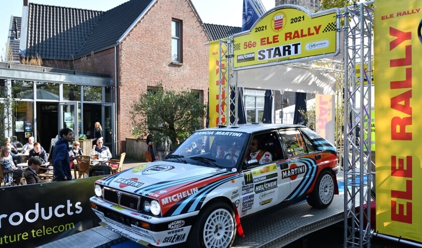 De 56e ELE Rally ging van start in het centrum van Son en Breugel