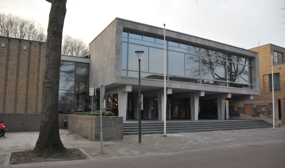 <p>Gemeentehuis Son en Breugel</p>