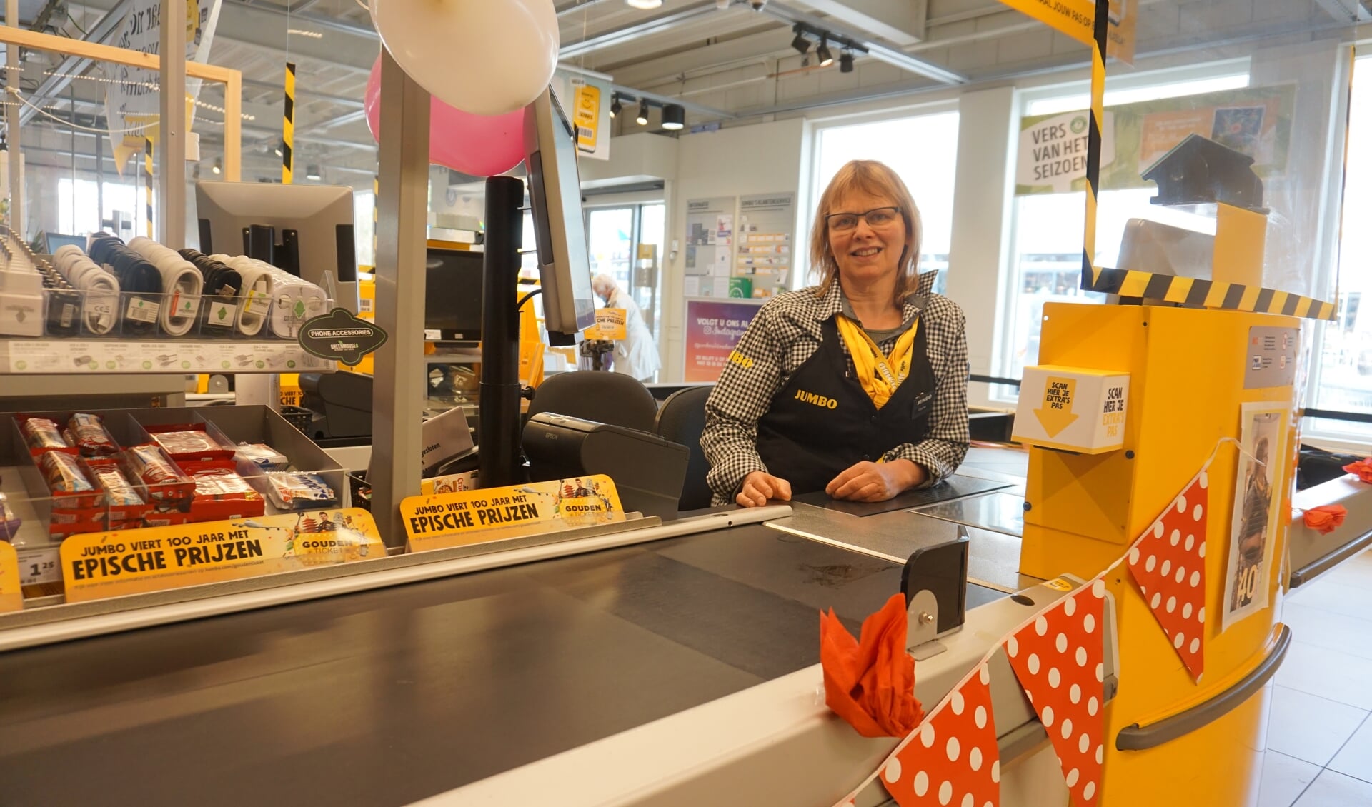 moord ader Vertrouwen op Kassa versierd: Corrie veertig jaar in de supermarkt -  DeMooiSonenBreugelKrant