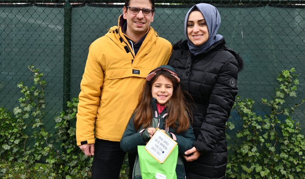 Erkam, Sinem en dochter Feyza Nur