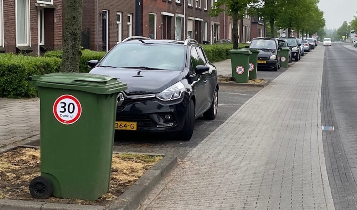 <p>Op de groene kliko's is duidelijk de maximumsnelheid te zien</p>