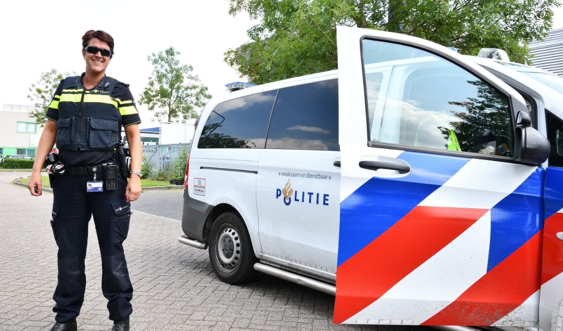 <p>Diana van Moorsel (Operationeel Expert Gebiedsgebonden Politiezorg Son en Breugel en Hulp Officier van Justitie)</p>