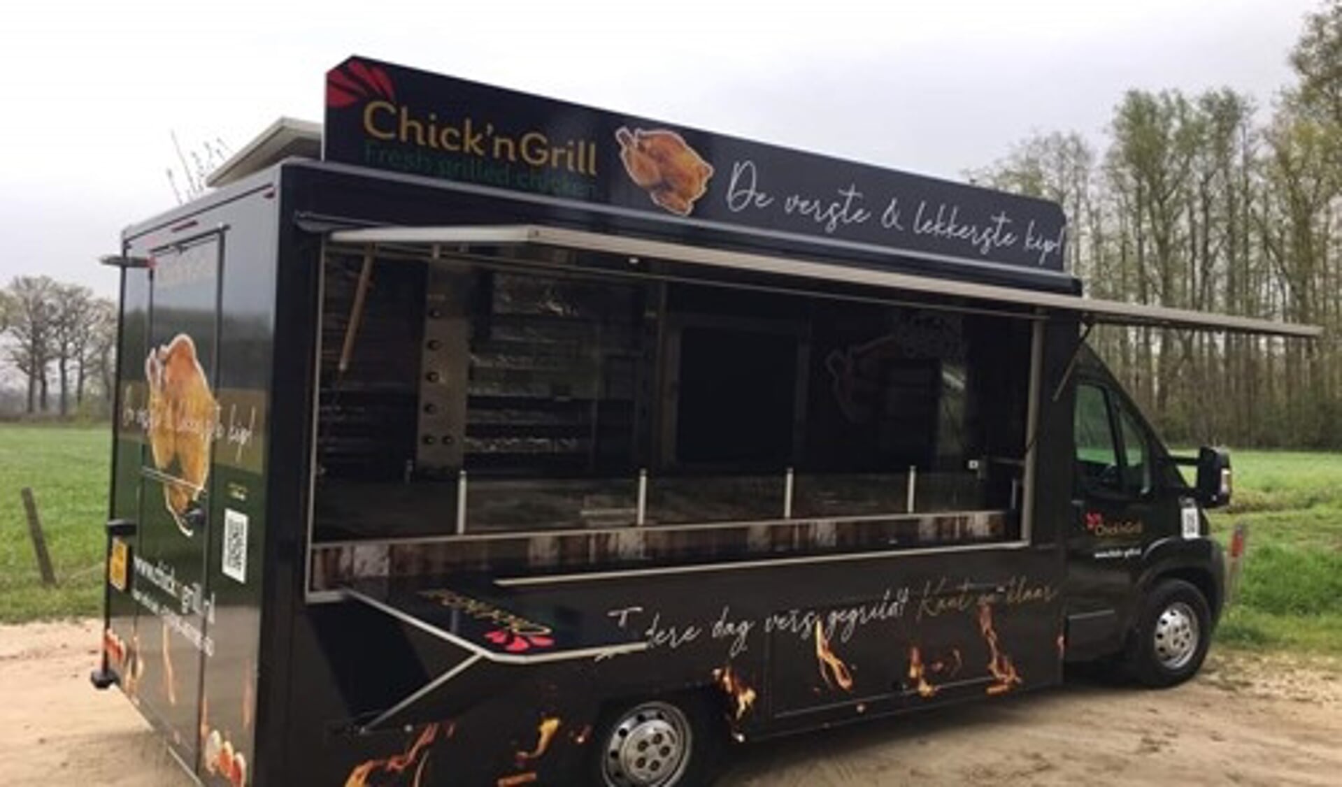 De verkoopwagen van Chick 'n Grill
