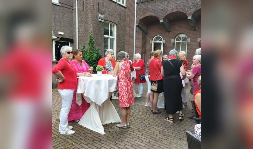De leden hebben genoten van een gezellig jubileumfeest