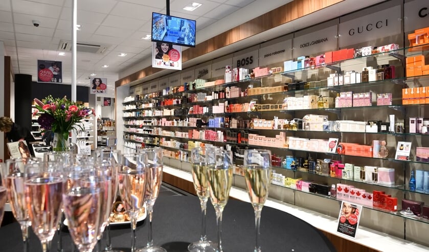 Parfumerie Pour Vous in Son en Breugel