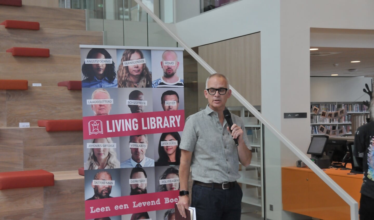 Steven Grevink tijdens de opening van Living Library