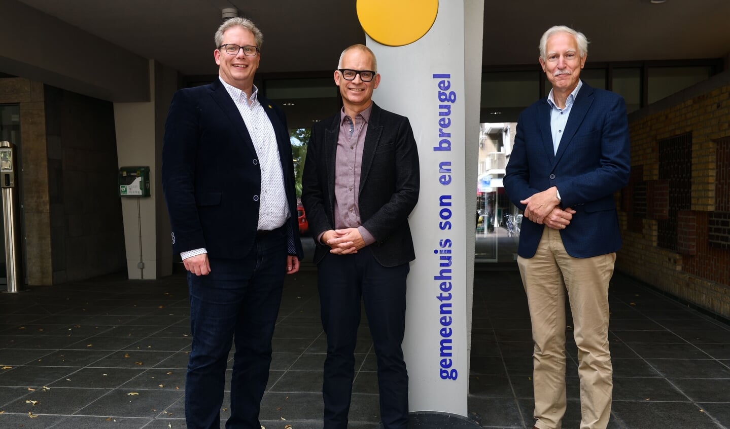 (vlnr) Jelle de Jong (DorpsVisie), Steven Grevink (PvdA/GroenLinks)  en  Jan Boersma (CDA) 