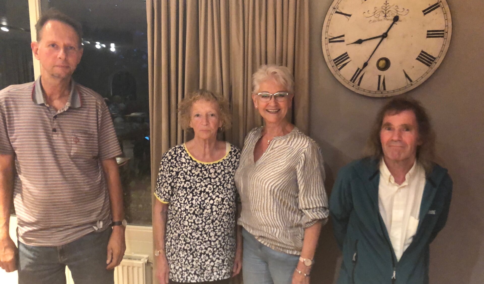 Op de foto (vlnr)Werner Christoffer, Karin Gorissen, Marianne van der Putte-Verhoeven, Martien Hettelder.
Niet op de foto: Max Everhard, Anjo Schipper en Ernes van Hannen.