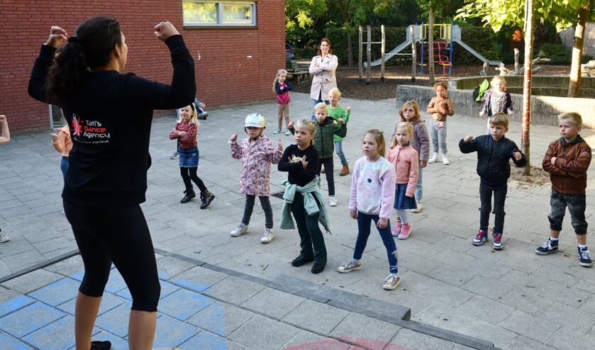 Sjors Sportief/Sjors Creatief-seizoen feestelijk geopend op basisschool De Harlekijn