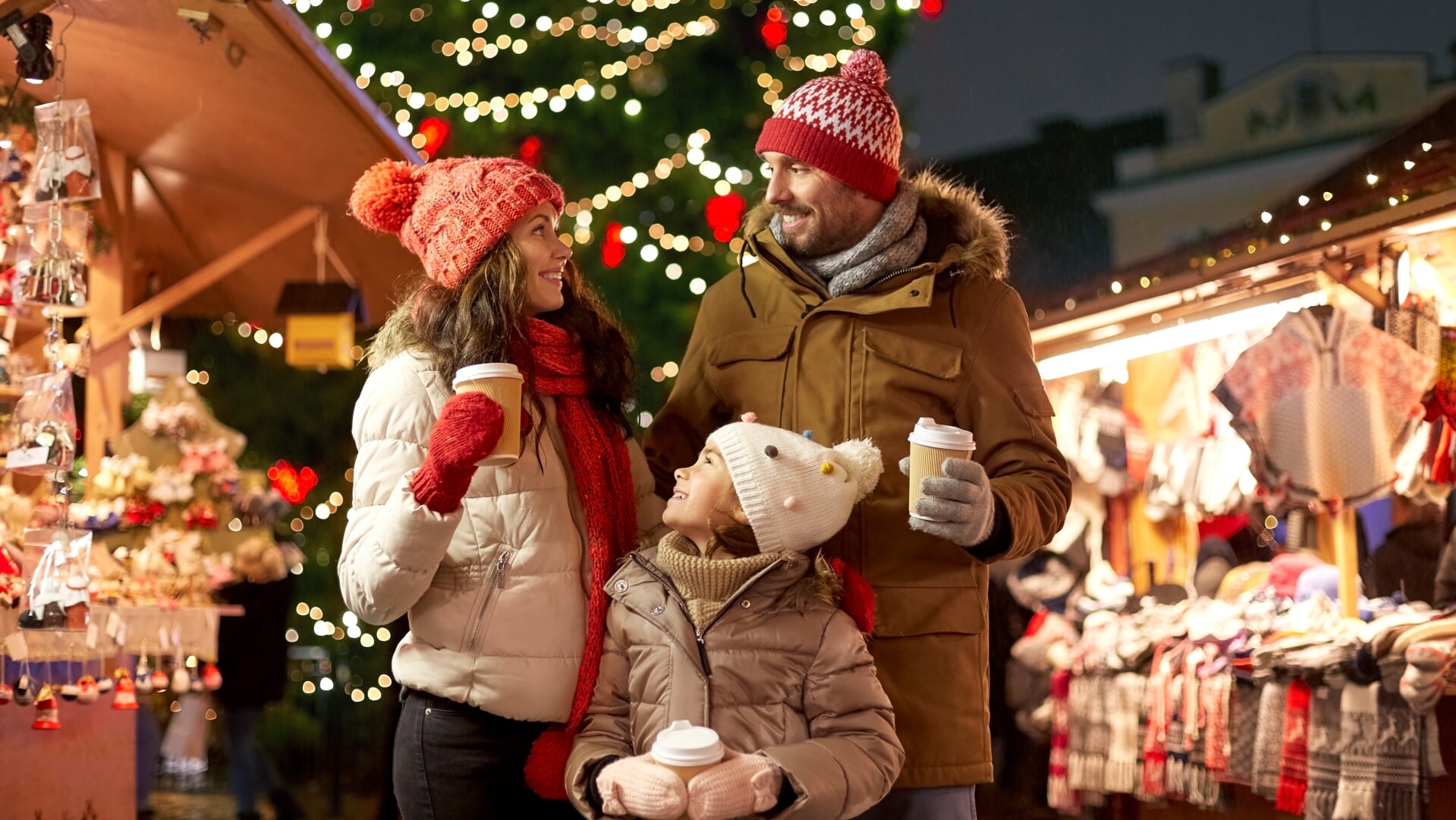 Tweede editie Mega Kerstmarkt op het Piet van Thielplein