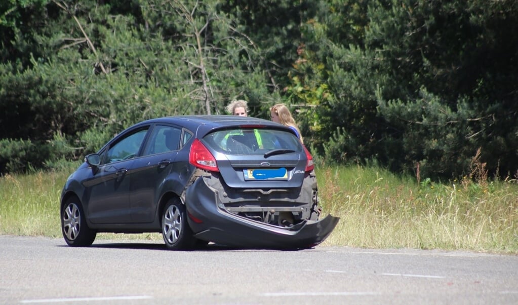 Motorrijder gewond na botsing met auto op kruispunt Bestseweg in Son en Breugel