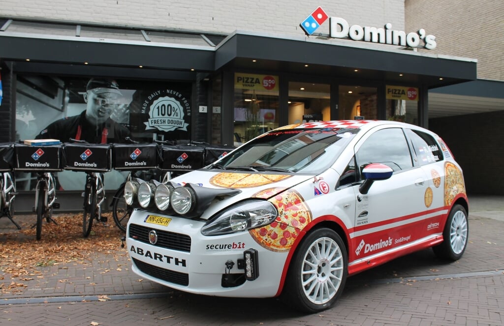 Het Ruud Middel Rally Team neemt deel met deze Fiat Grande Punto 
