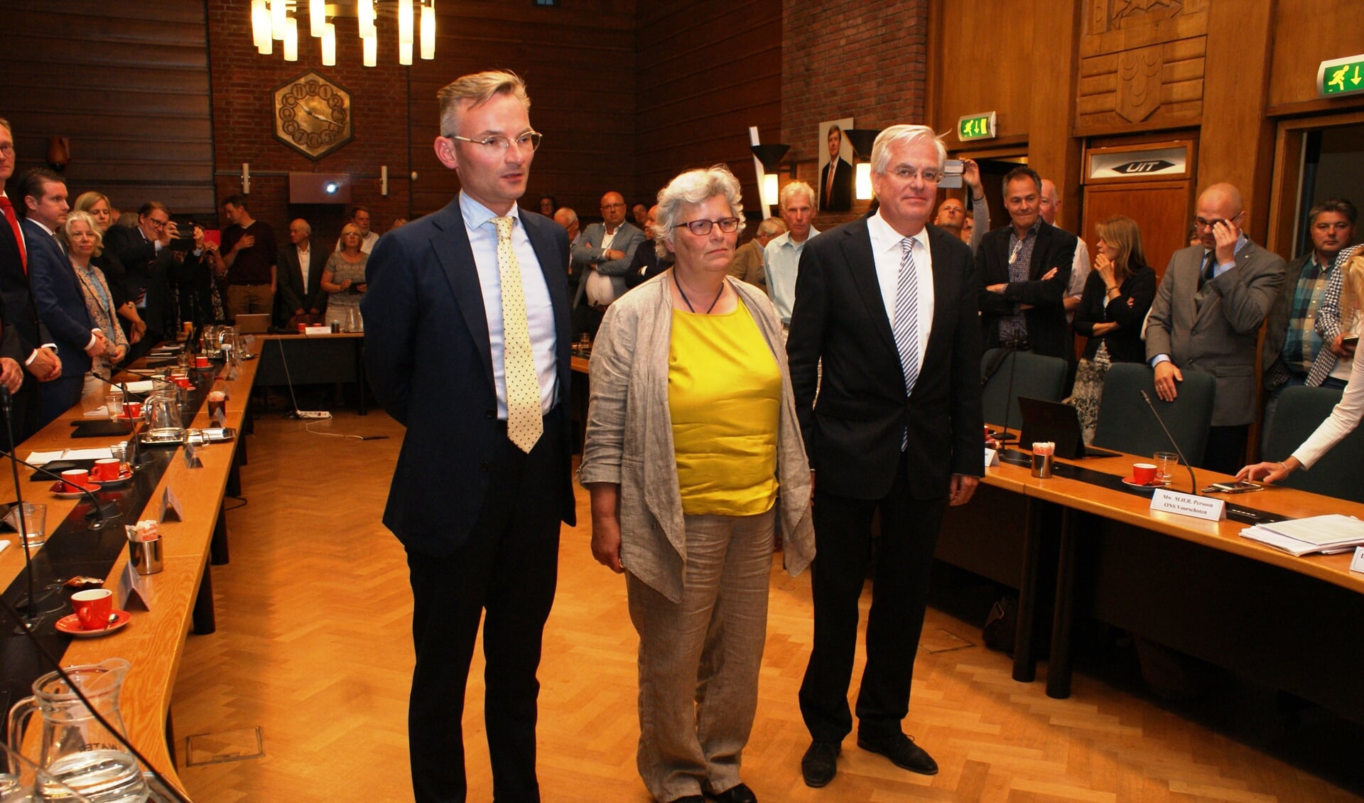 In een bomvolle raadszaal werden wethouders Mol, Lamers en Cramwinckel benoemd. Foto: VSK