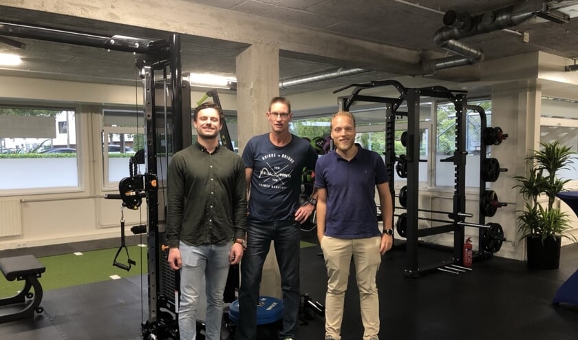 Paul van Brink (midden) links Gijs, rechts Michiel, Jim ontbreekt op de foto. Foto: Vsk