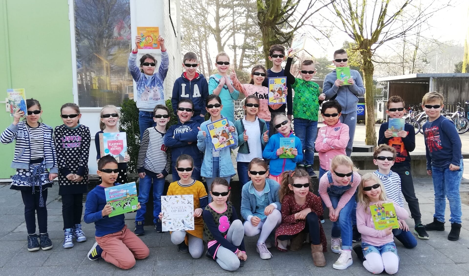 Groep 4 van de Fortgensschool won het boekenpakket  van Plasman. Foto: PR