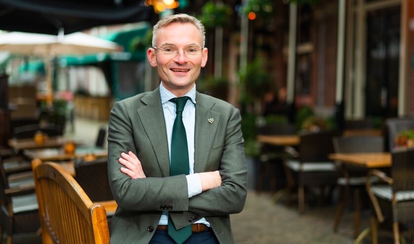 Wethouder Nanning Mol vertrekt naar Laren. De gemeenteraad daar draagt hem voor als burgemeester. Foto: Gemeente Voorschoten