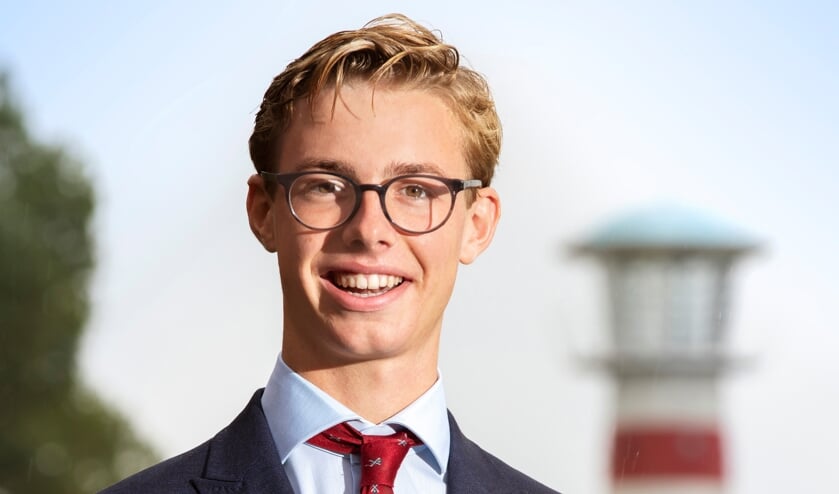 De Voorschotense Lukas Zwanenburg is een jaar lang wethouder van Madurodam. De leerling uit 5VWO treedt daarmee in de voetsporen van zijn opa. Foto: Madurodam.