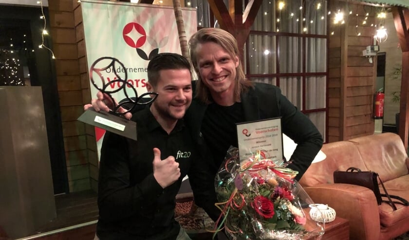 Jorick Voogel en Jeroen Harteveld van Fit20. Het bedrijf is ondernemer van het jaar. Foto's: VSK