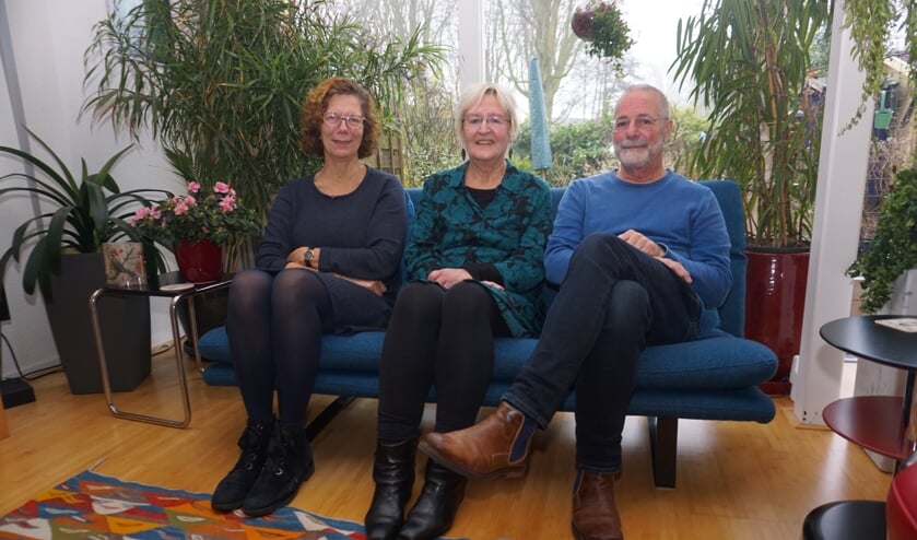 Yt de Jonge, Mieke Krom en Peter van Aken zijn initiatiefnemers van de Voorsche Hof. Foto: VSK
