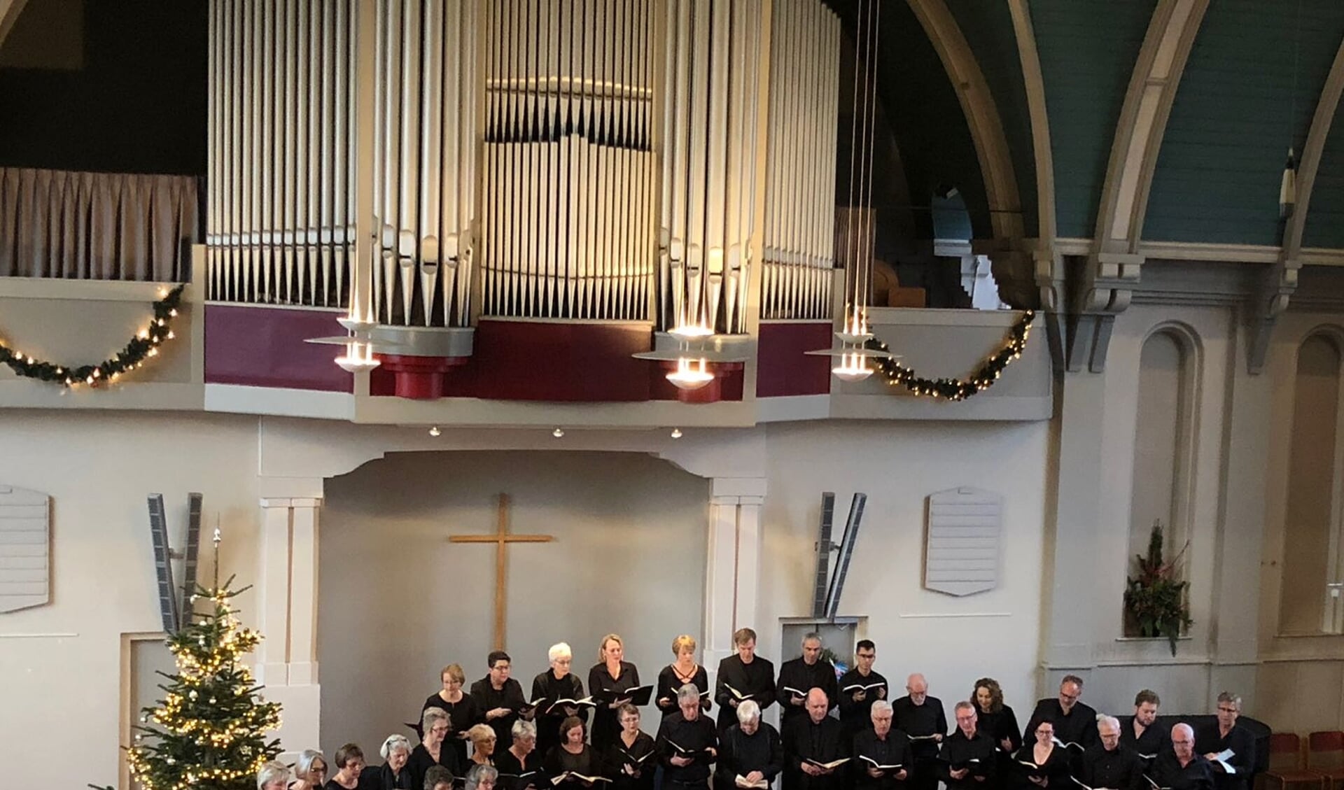 Het koor heeft o.l.v. Maria Rosenmöller al vele malen gereperteerd. Foto's: Nicole Kuechler