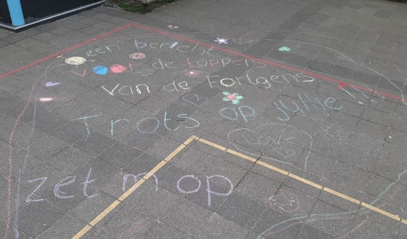Een lieve groet van een ouder voor de leerkrachten van de Fortgensschool. Foto: Juf Conny van der Krogt
