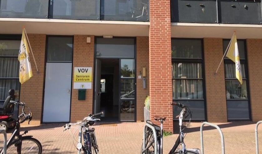 De vlag hangt weer uit bij de VOV. Veel activiteiten zijn voorzichtig weer gestart. Foto: VOV