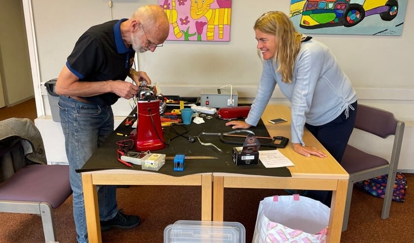 <p>Het Repair Café is 30 oktober weer open op de vertrouwde locatie bij Zij aan Zij</p>