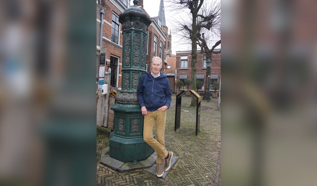 Jan Koster is vrijwilliger en secretaris bij Museum Voorschoten. 'Er zit ontzettend veel geschiedenis in Voorschoten. Daar moet ik nog veel over leren.' Foto: VSK