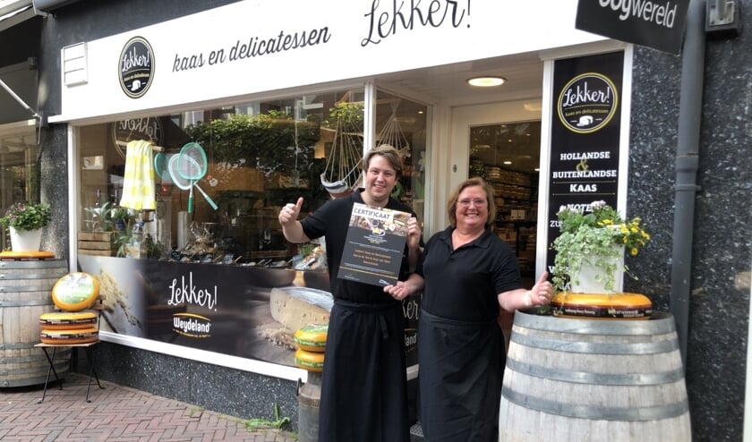 <p>Marco Vos en Anja van Veen zijn trots op hun certificering, voor de klanten is er op 25 en 26 juni een verrassing! Foto: Vsk</p>