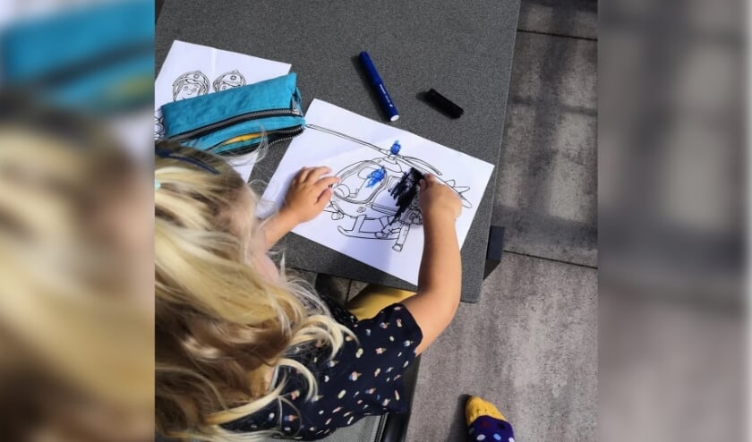 <p>Kleuren in het Brandweermuseum. Veel kinderen kwamen afgelopen weekend langs. Op 21 augustus is het museum extra open. </p>