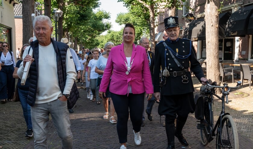Met de veldwachter op pad naar het 'kruis'