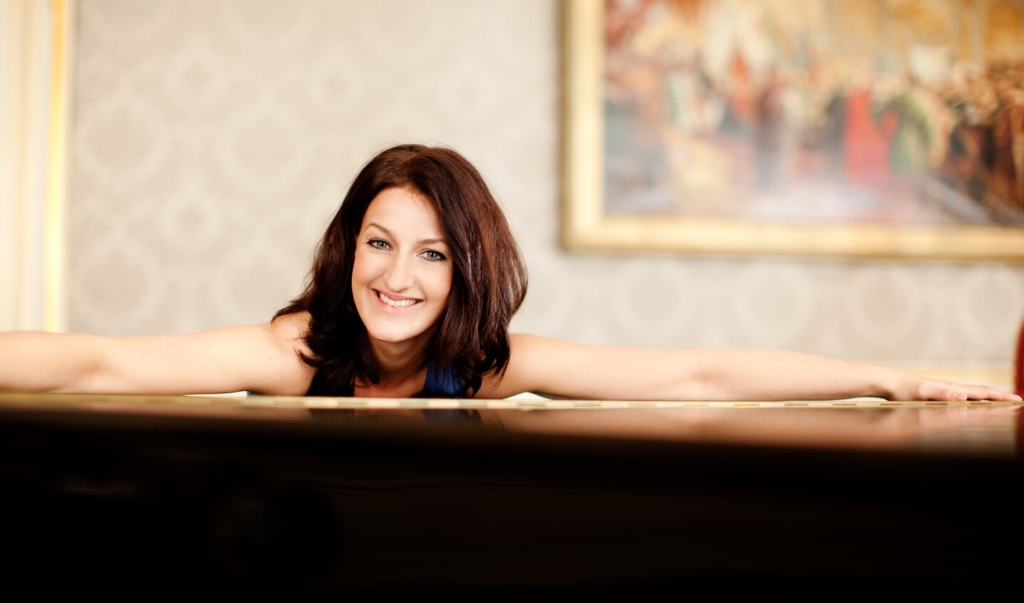 Clara Biermasz geeft op 7 september een pianorecital op Kasteel Duivenvoorde.