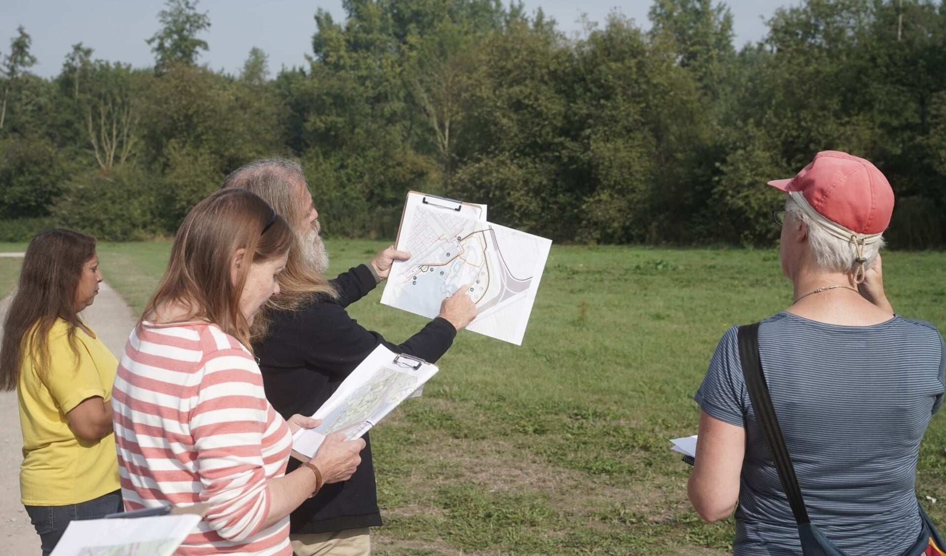 De Bomenbond, afdeling Rijnland, bekeek de bouwplannen voor recreatiegebied Vlietland