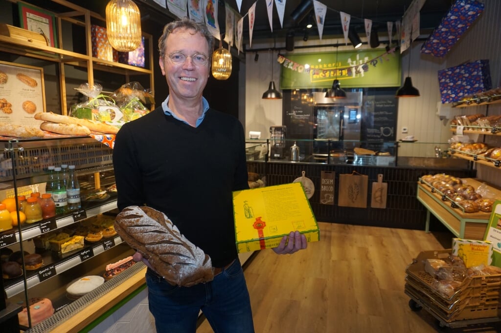 Peter van Strien van WDD Retail begeleidt bakkers in het MKB. Een paar maanden geleden startte hij voor Bakkerij Hessing een vestiging aan het Treubplein. Foto: VSK