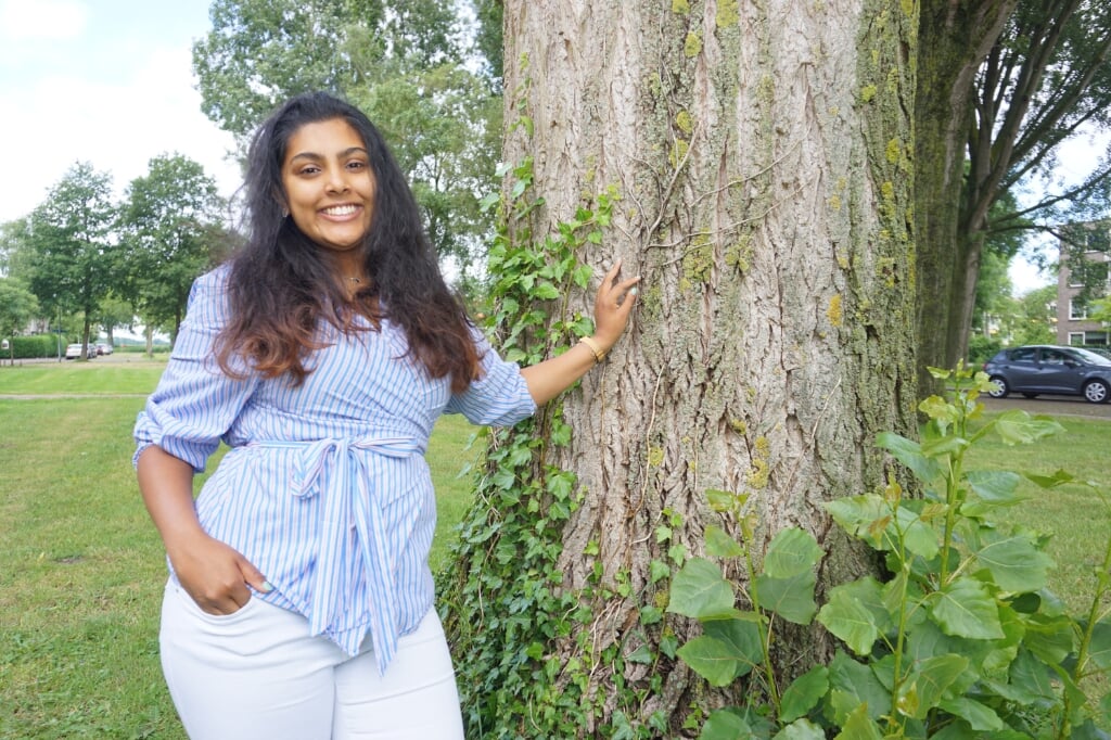 19-jarige Damini Mohanlal gaat na de zomer op de Haagse Hogeschool Industrieel Ontwerpen studeren. Foto: VSK