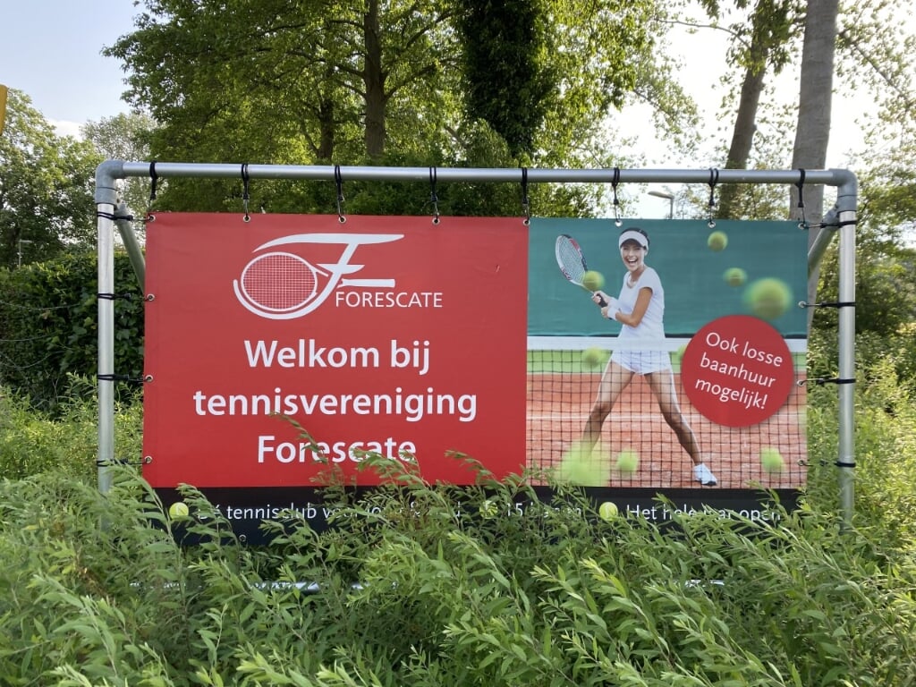 De naam Forescate is blijven hangen in het dorp. Zo is er onder andere de tennisvereniging, hockeyclub en woonzorgcentrum met deze naam. Jan Spendel legt uit waar het vandaan komt. Foto: VSK